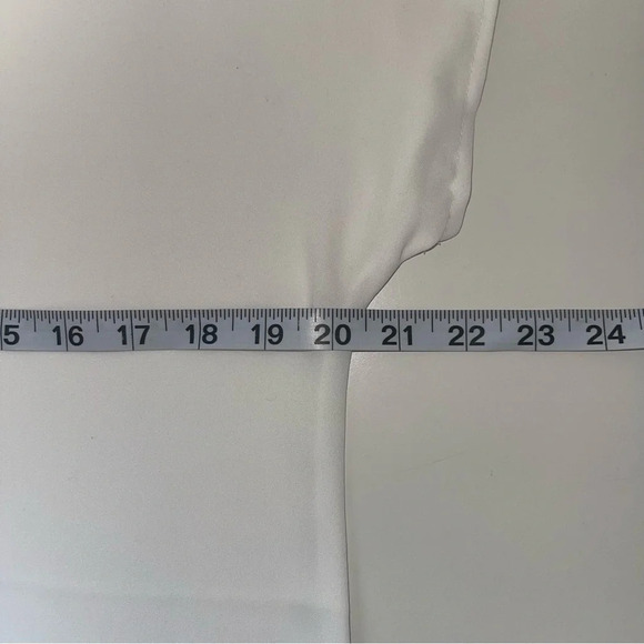 Maurices Solid White Hook & Eye V-neck Short Sleeve Blouse Small Women’s - Picture 10 of 14